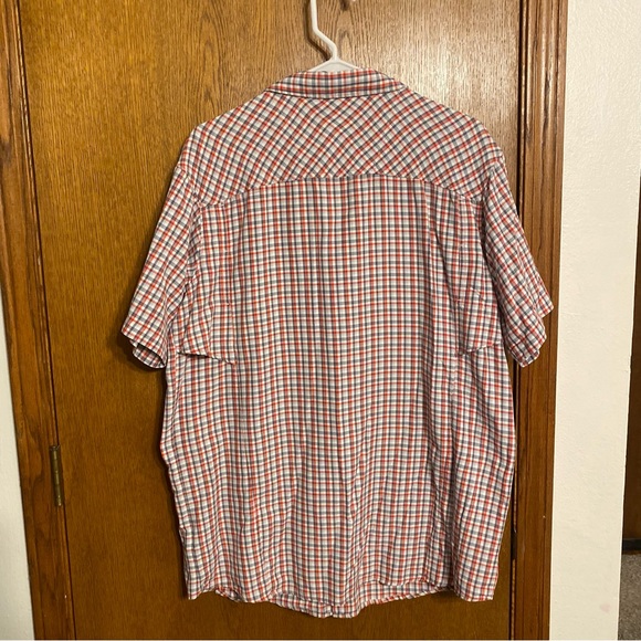 Men’s Large Columbia Ventilated Button Down Short Sleeve Shirt - Picture 9 of 10